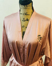 Load image into Gallery viewer, The &quot;Classy Rose&quot; Robe
